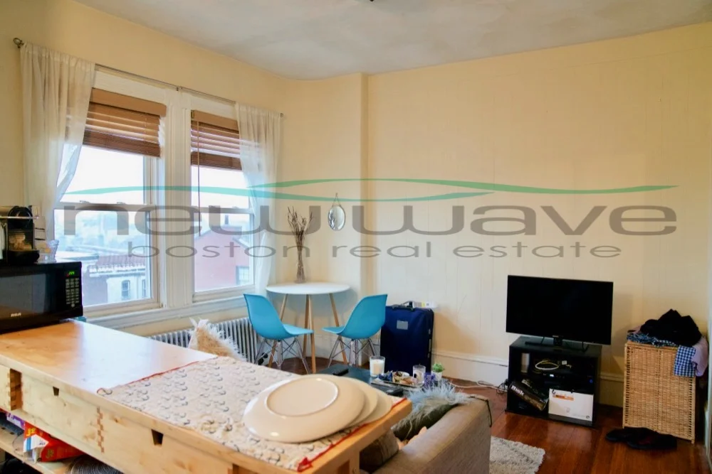 108 Myrtle St, Beacon Hill