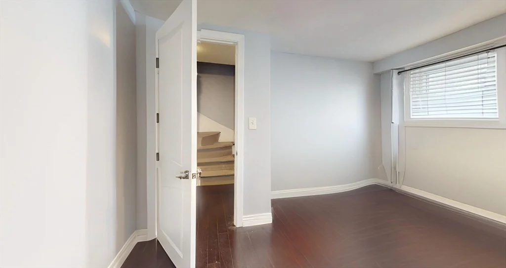 215 Bolton, South Boston