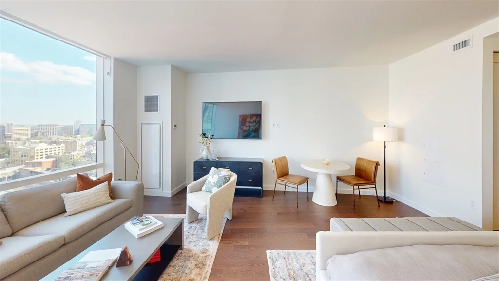 430 Stuart St, Back Bay