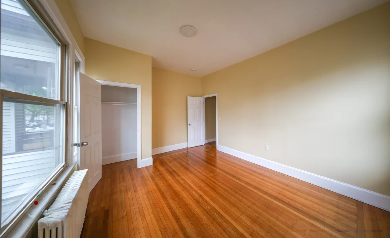 23 Grand View Ave, Prospect Hill