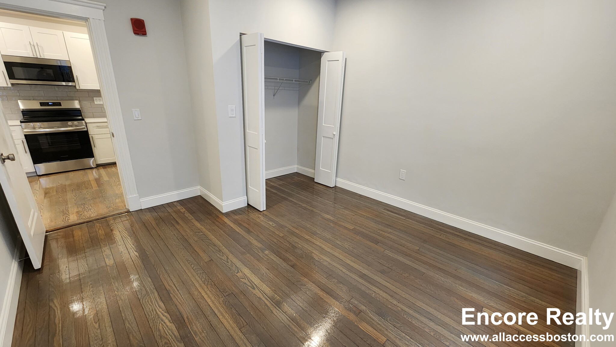 11 Peterborough St, Fenway