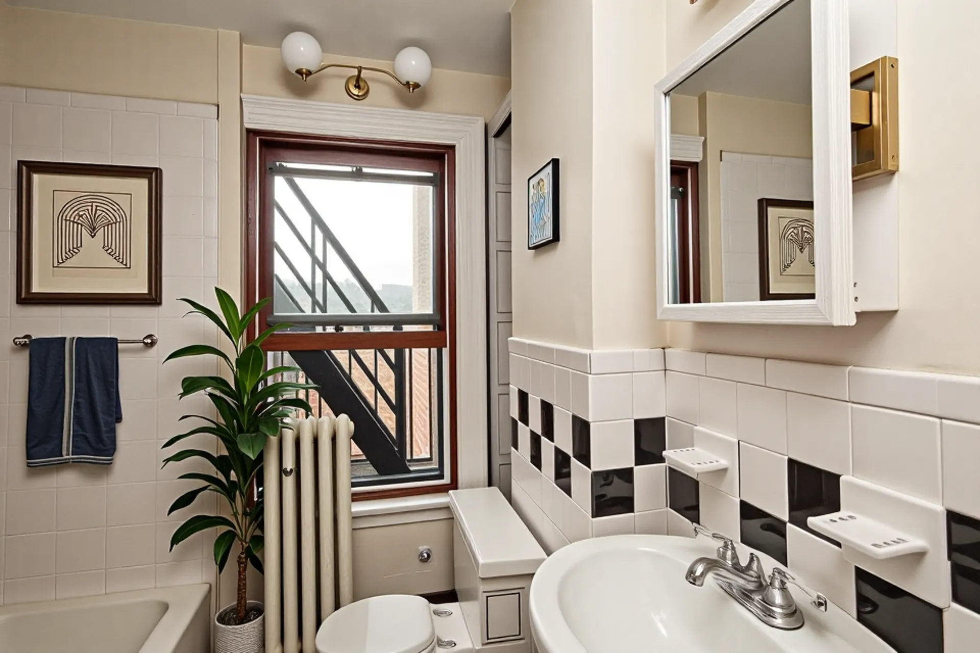 31 Myrtle, Beacon Hill