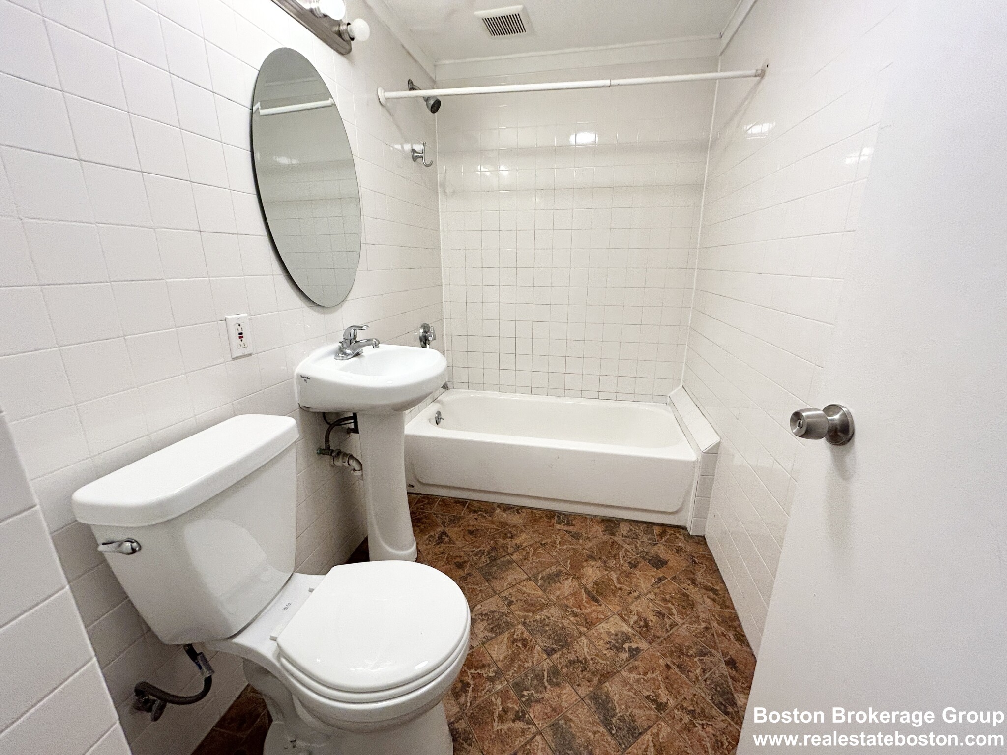 1 Folsom Ave, Mission Hill