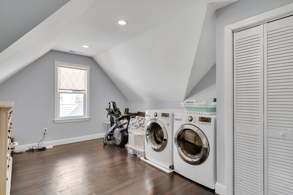 11 Lexington St, Bemis