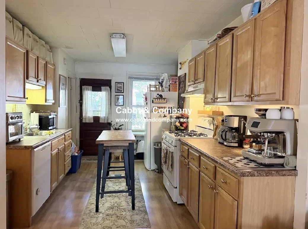 14 Mead St, Allston
