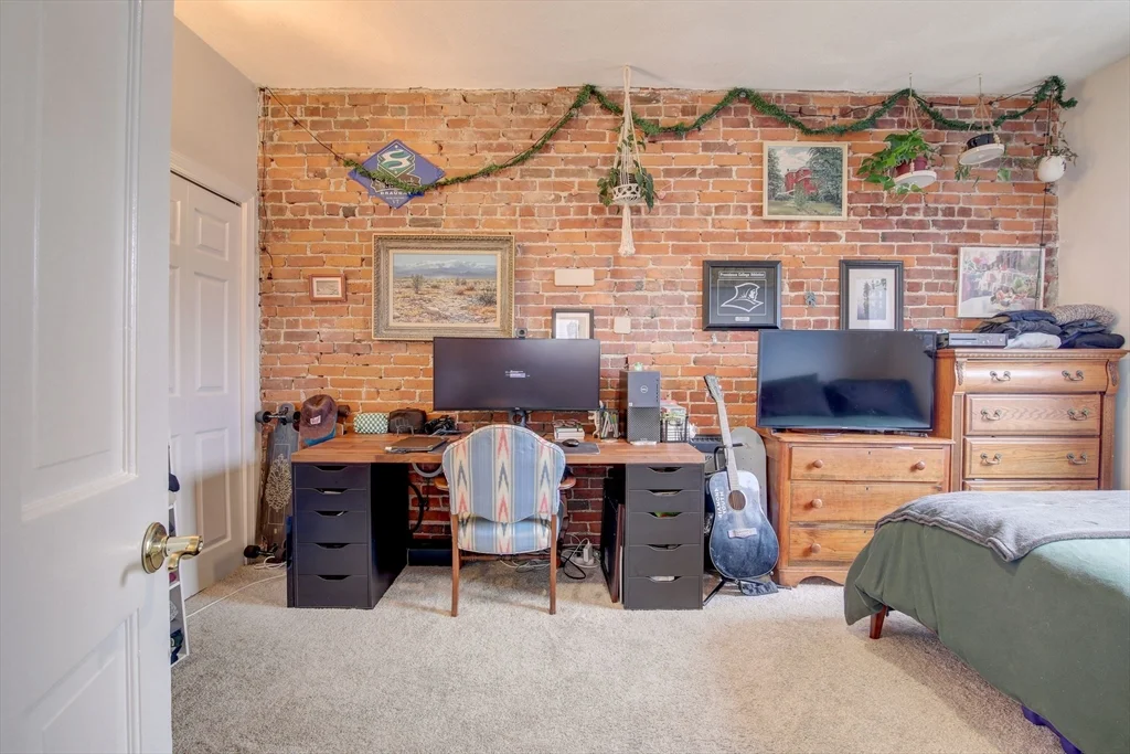 65 Hemenway St, Fenway