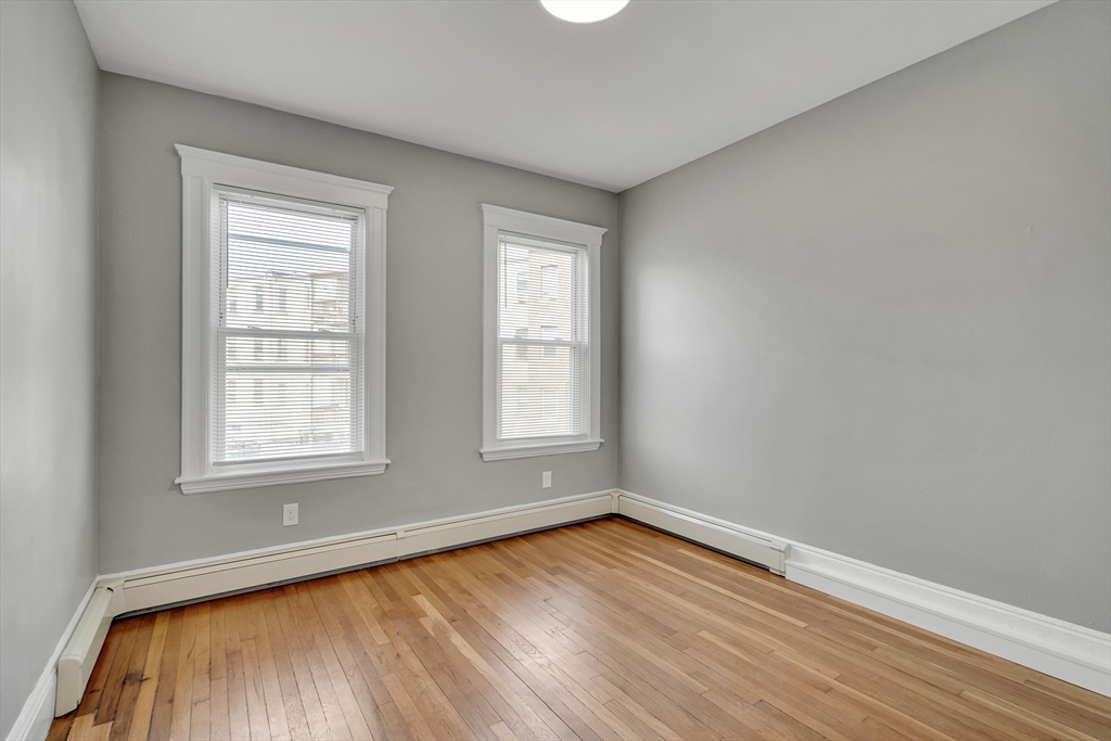 142 Sutherland Rd, Brighton