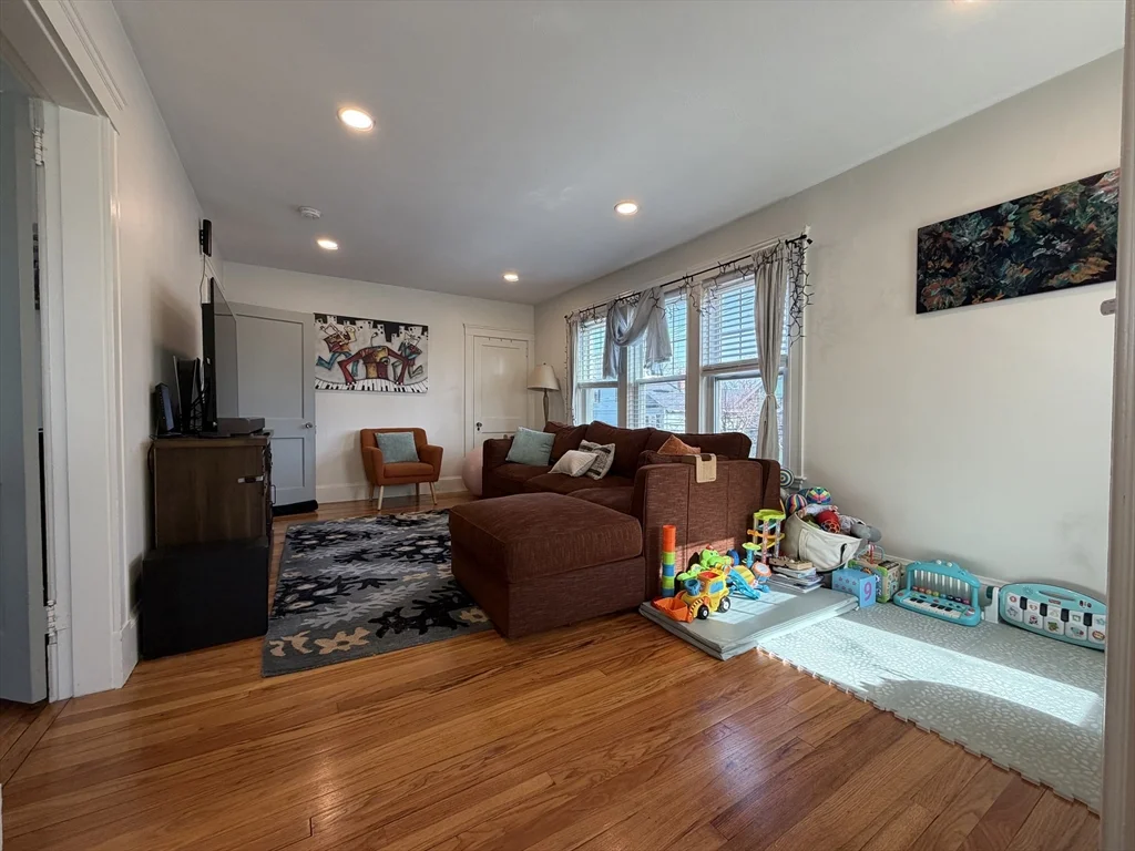 58-60 Palfrey St, Watertown