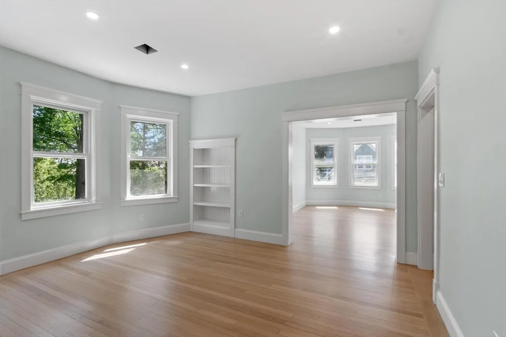 61 Warren St, West Medford