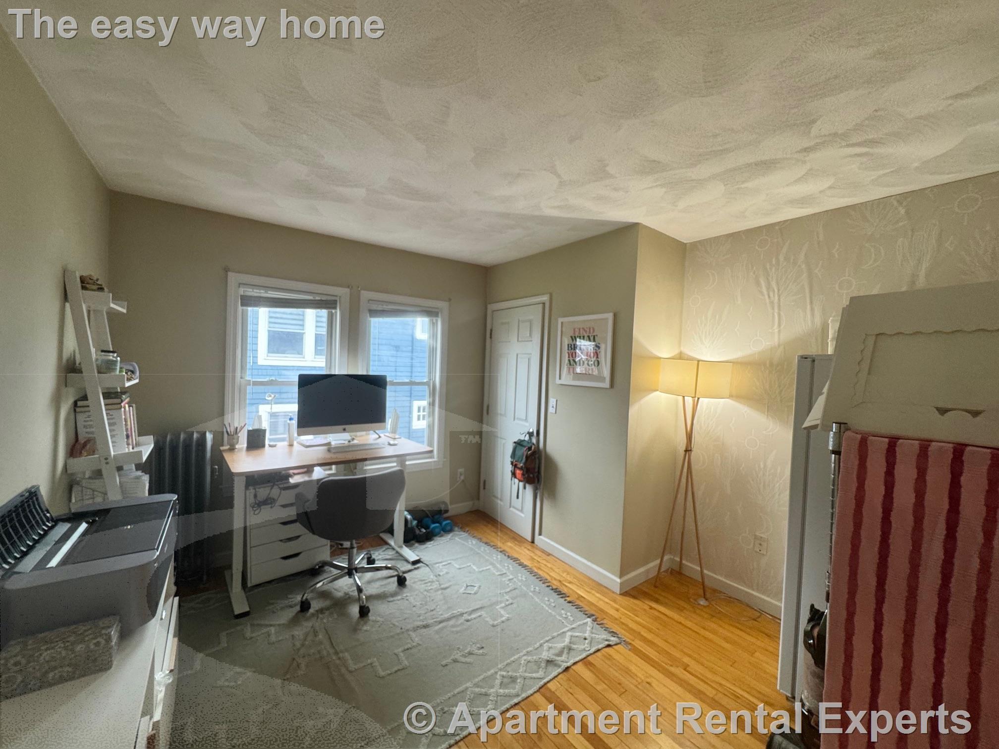 53 Farragut Ave, Teele Square