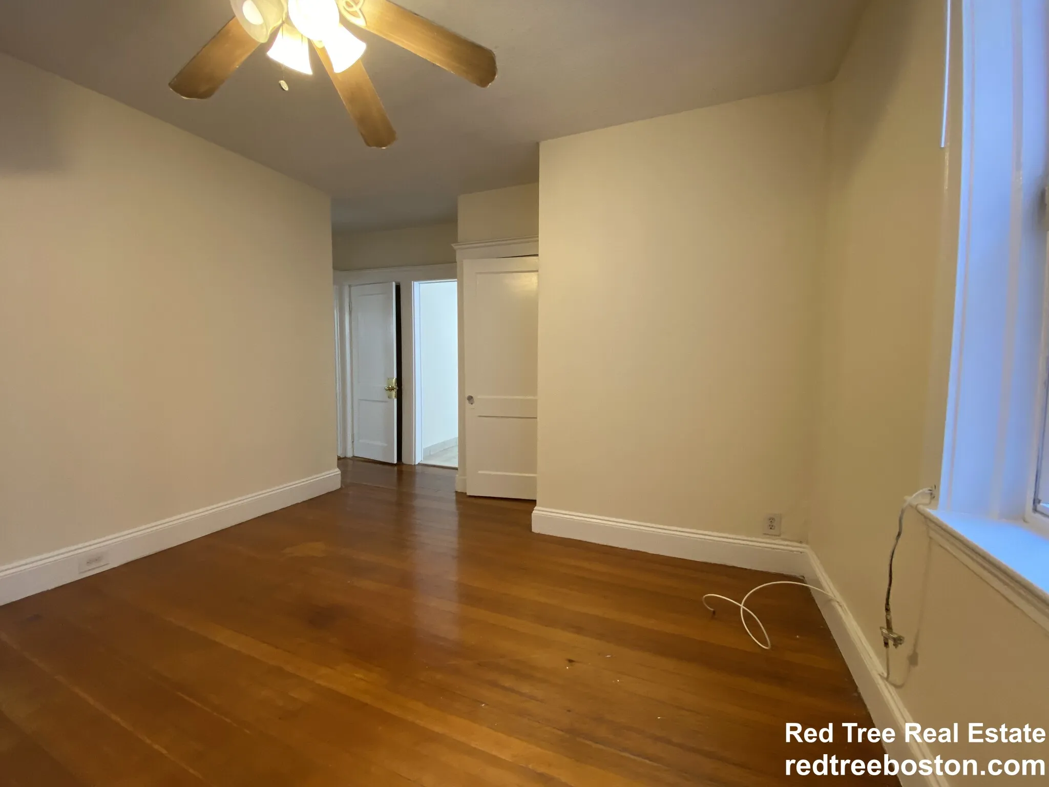 518 Cambridge St, Allston