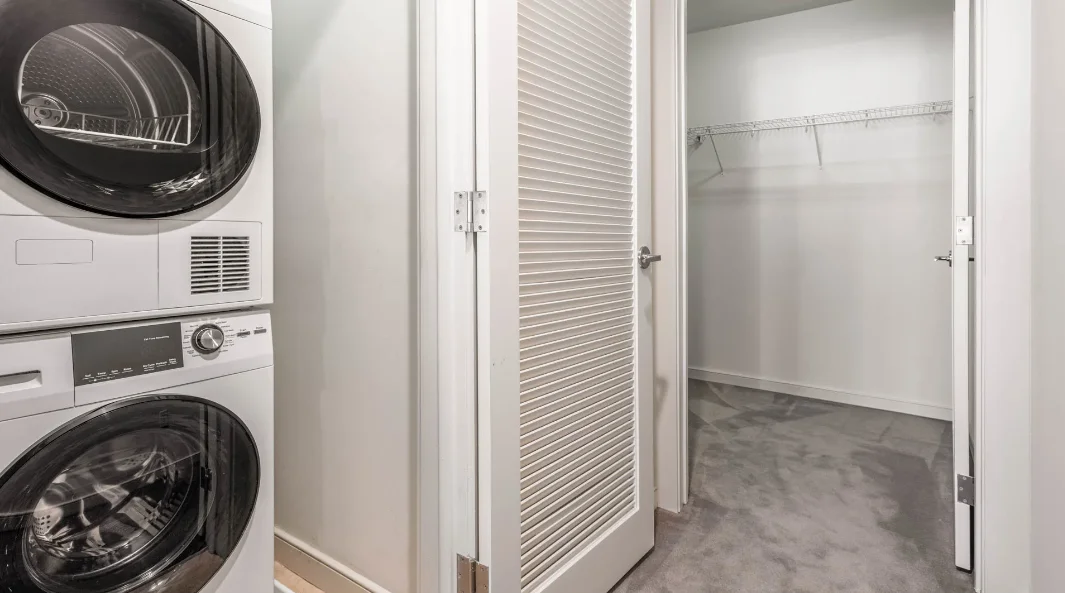 101 Canal St, West End