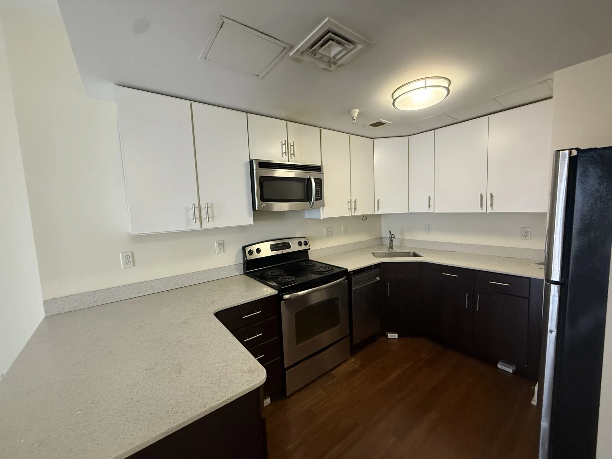 8 Winter St, Downtown