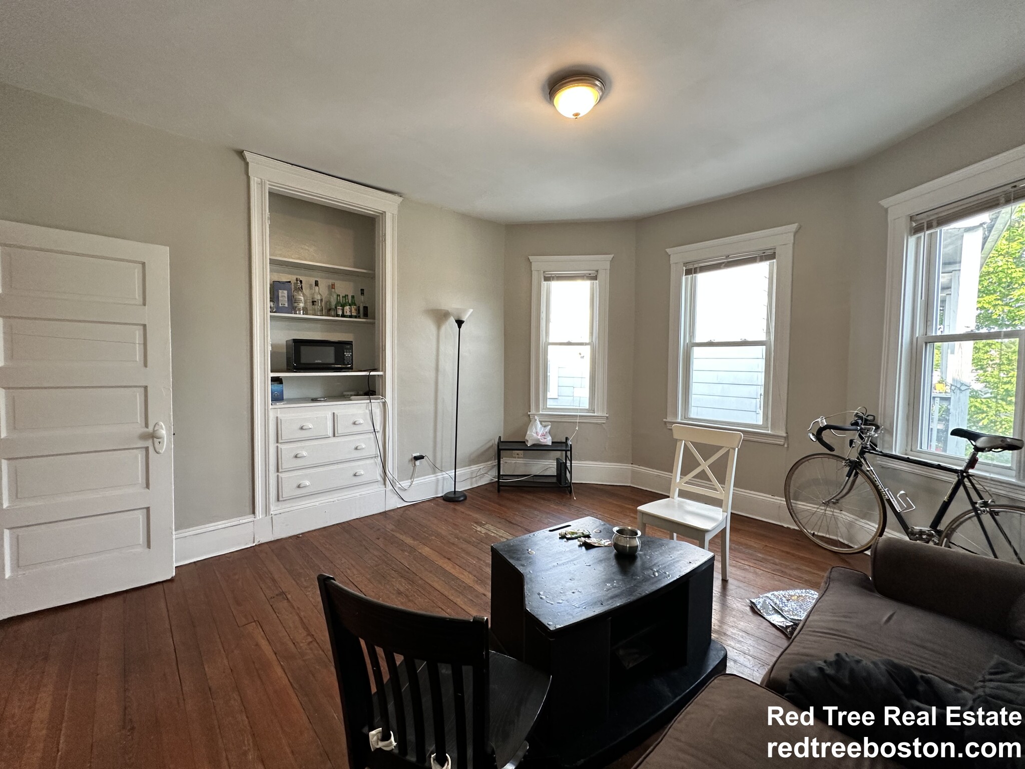 348 Faneuil St, Brighton