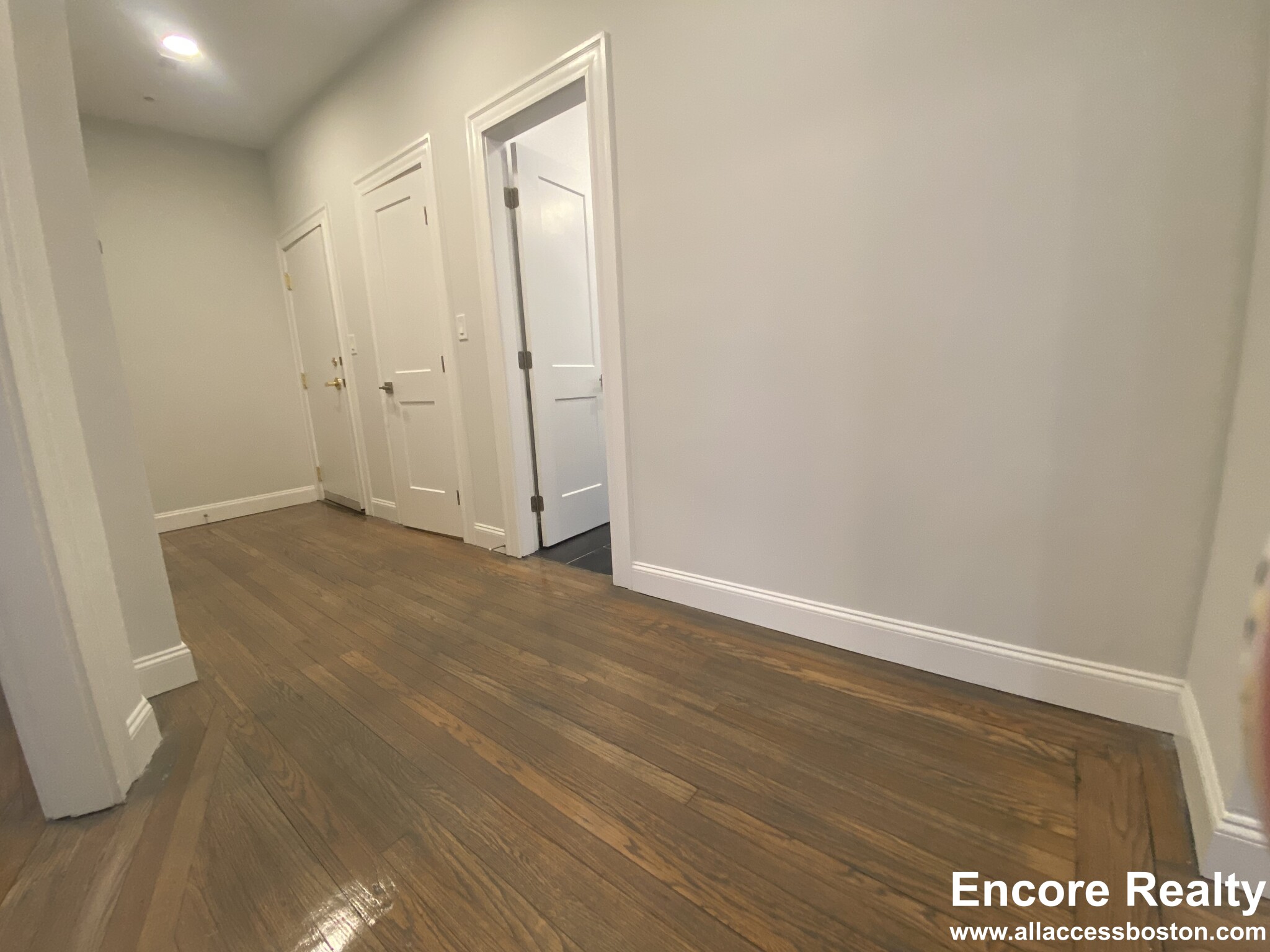 40 Queensberry St, Fenway