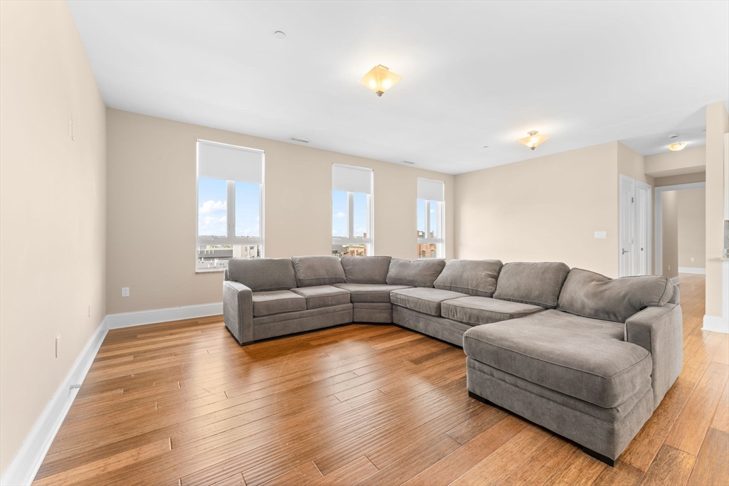 380 W Broadway, South Boston