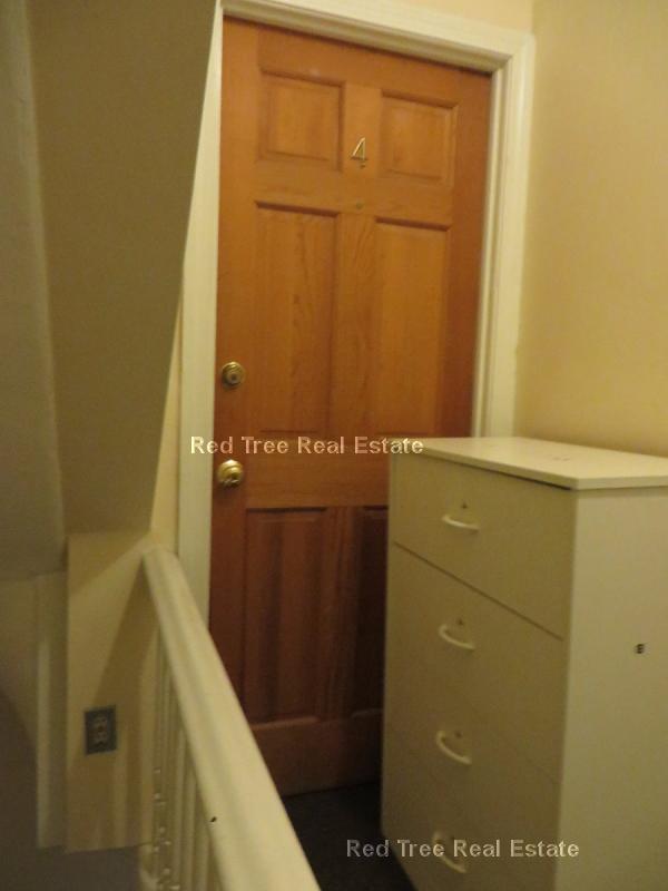 32 Irving St, Beacon Hill