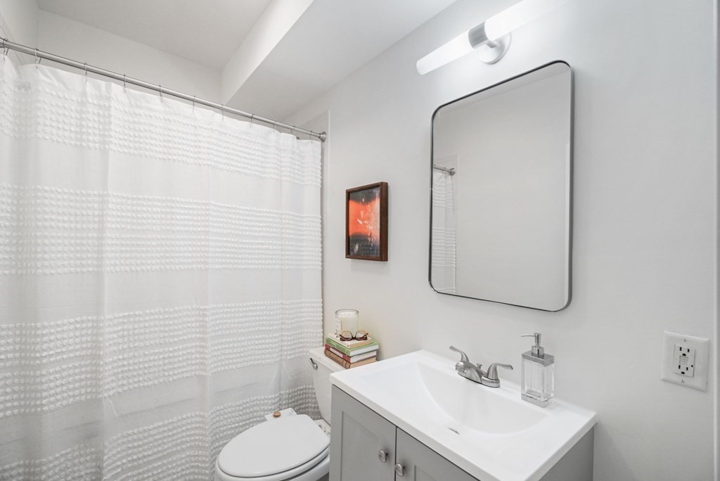 11-C Waltham St, South End