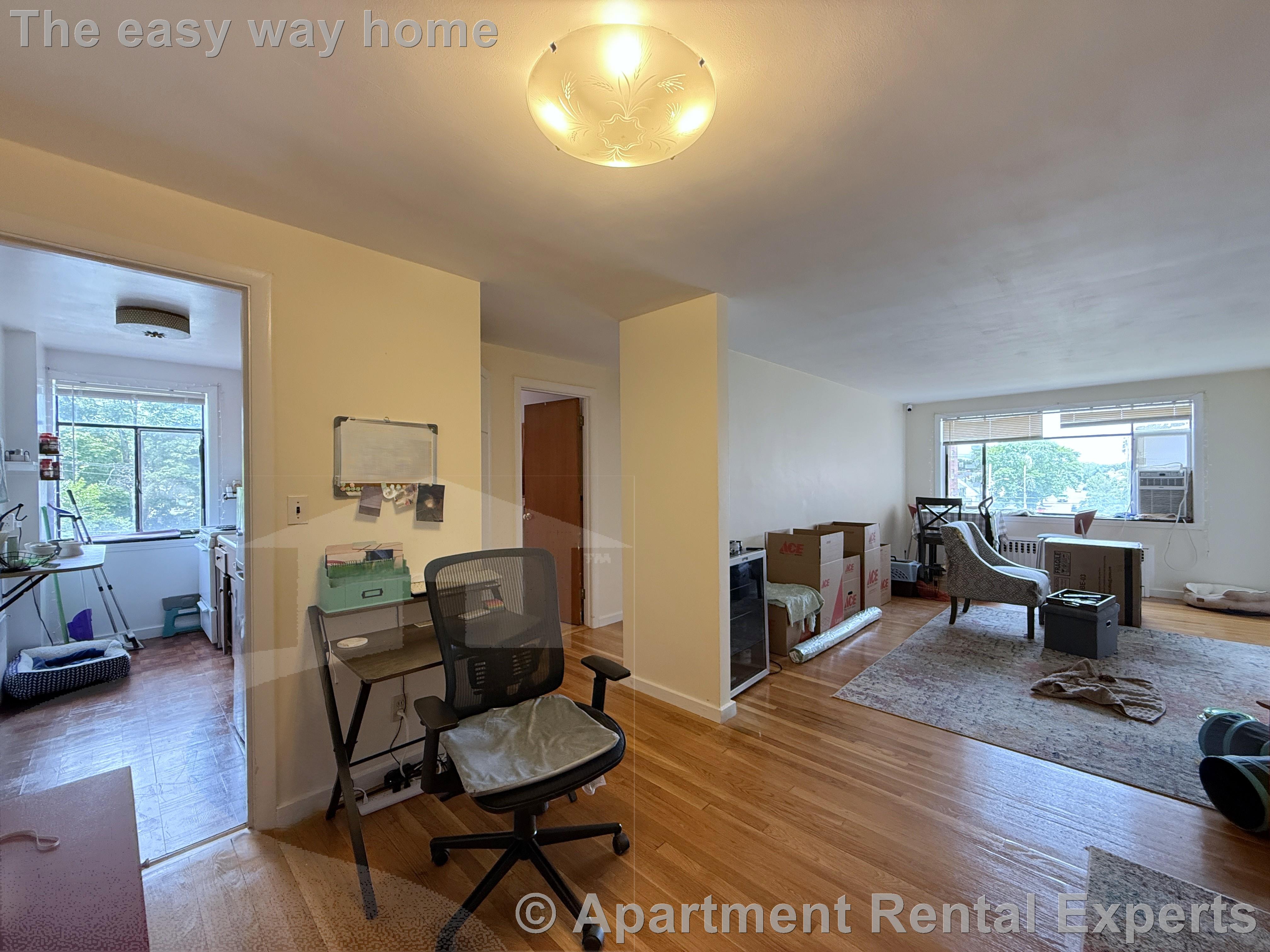 276 Massachusetts Ave, East Arlington