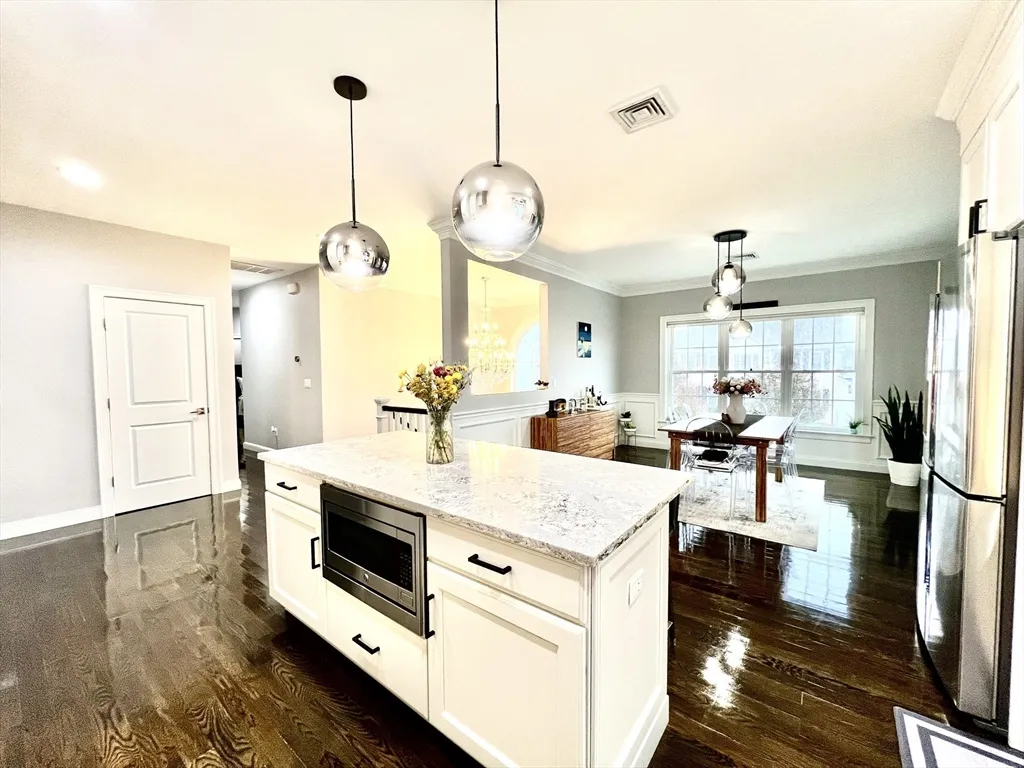 259 Oakwood Ave, Revere