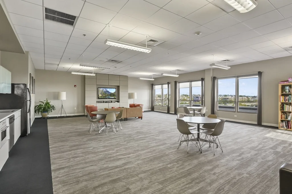 156 Porter St, East Boston