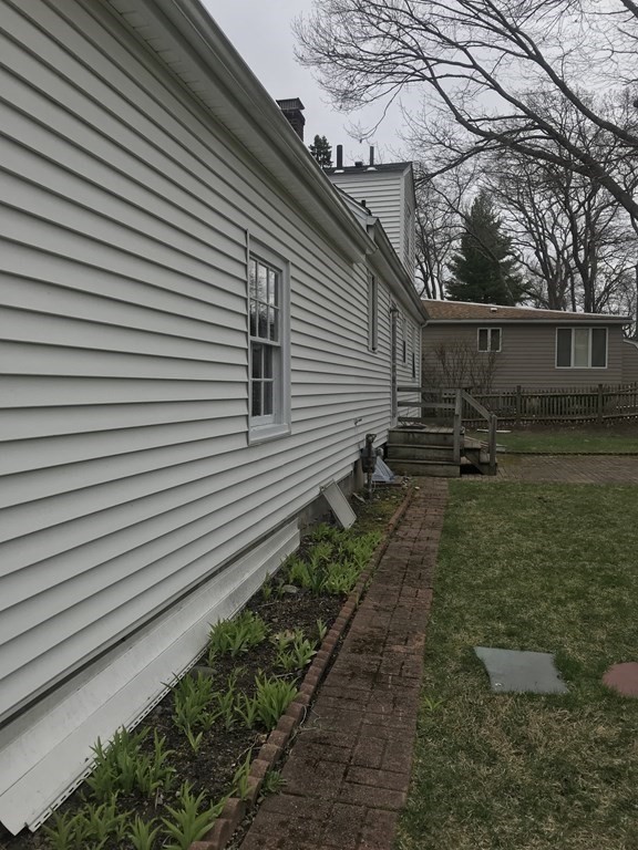 53 Elinor Rd, Newton Highlands