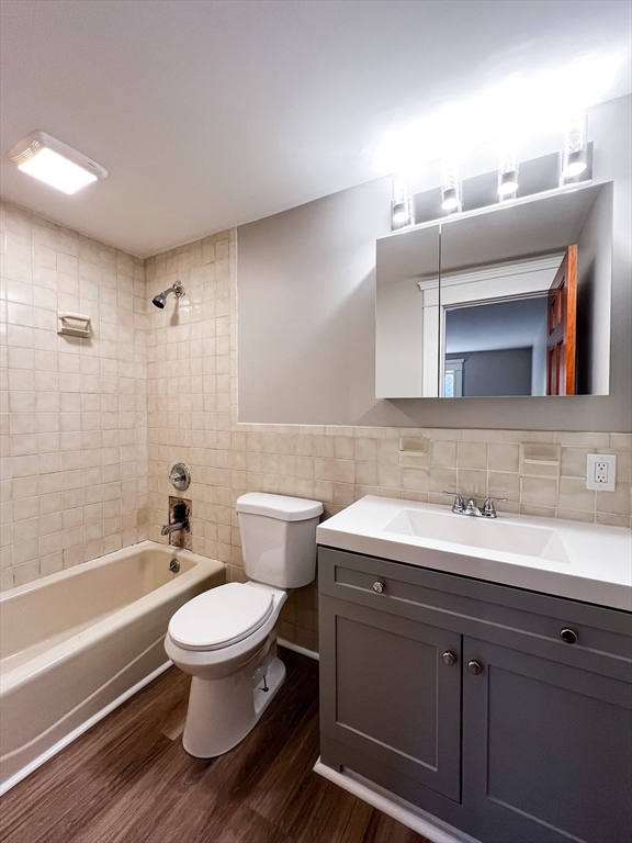 141 Longwood Ave, Coolidge Corner