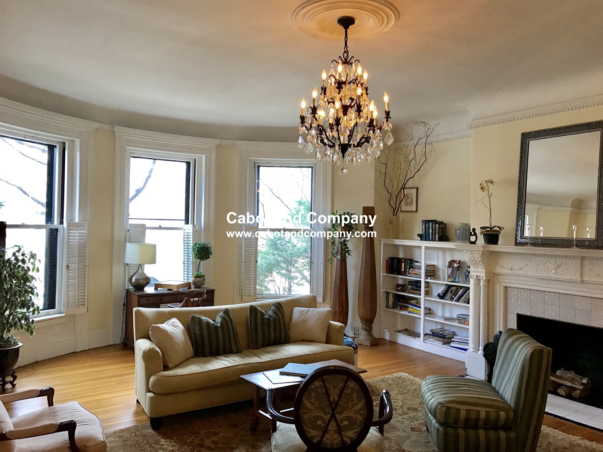 290 Commonwealth Ave, Back Bay