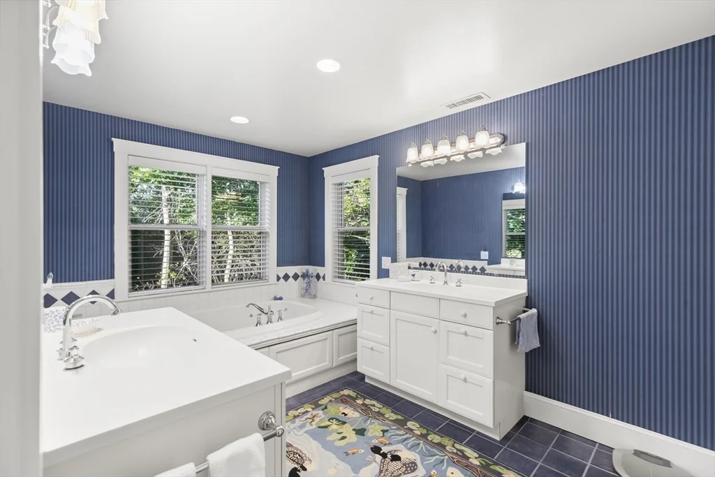 4 Maxey Pond Rd, Nantucket