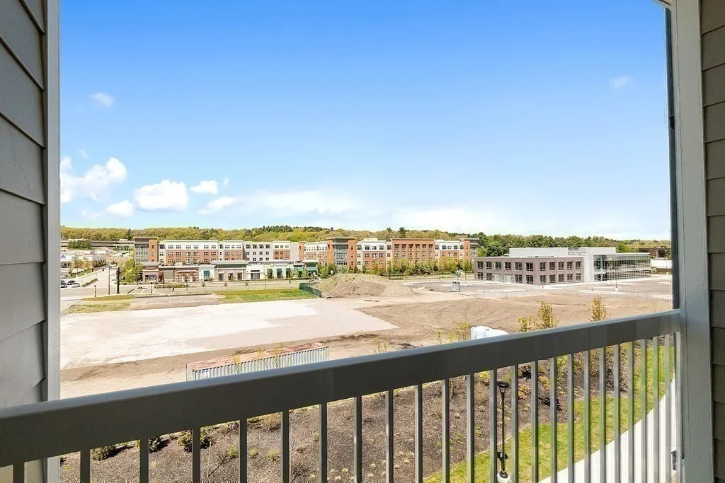 120 University, Westwood