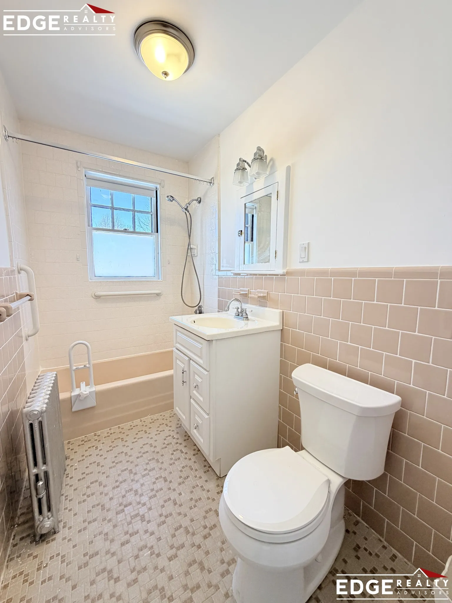 62 South Hobart St, Oak Square