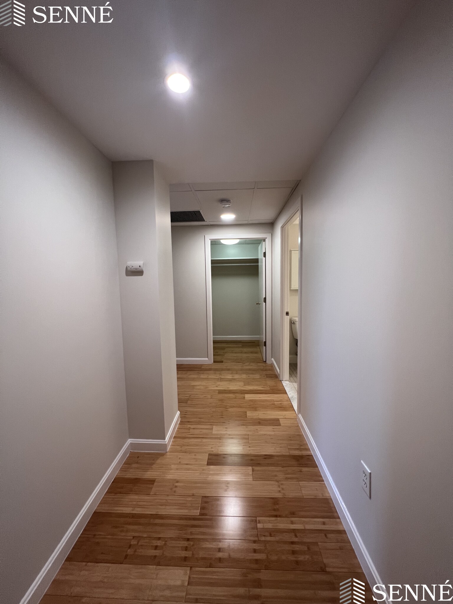 1008 Massachusetts Ave, Riverside