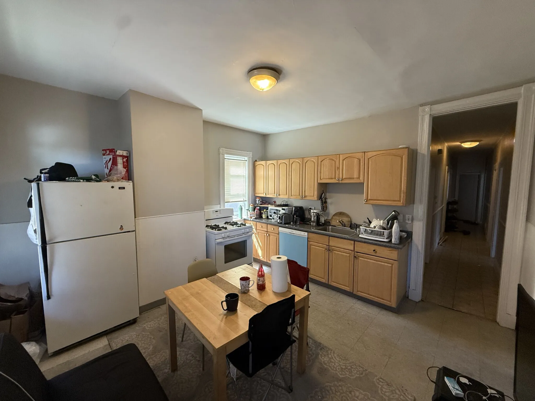 348 Faneuil St, Oak Square