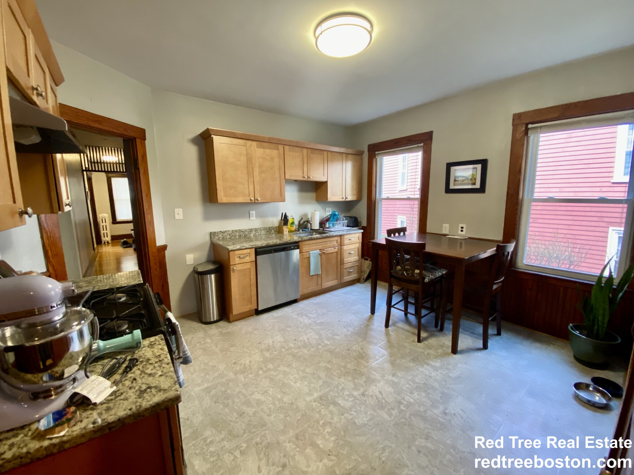 11 Parkton Rd, Jamaica Plain