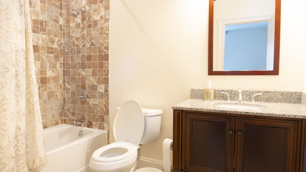 40 Naples Rd, North Brookline