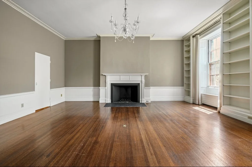 13 Chestnut St, Beacon Hill