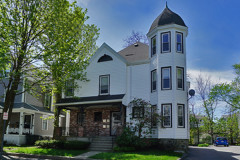 145 Brown St, South Side