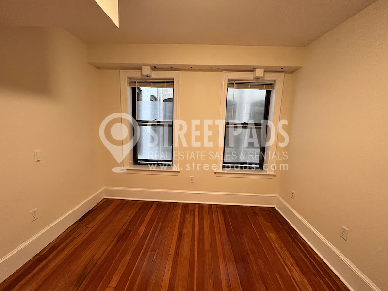 881 Massachusetts Ave, Central Square