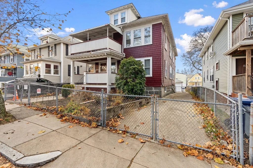 7 Rockwell, Dorchester