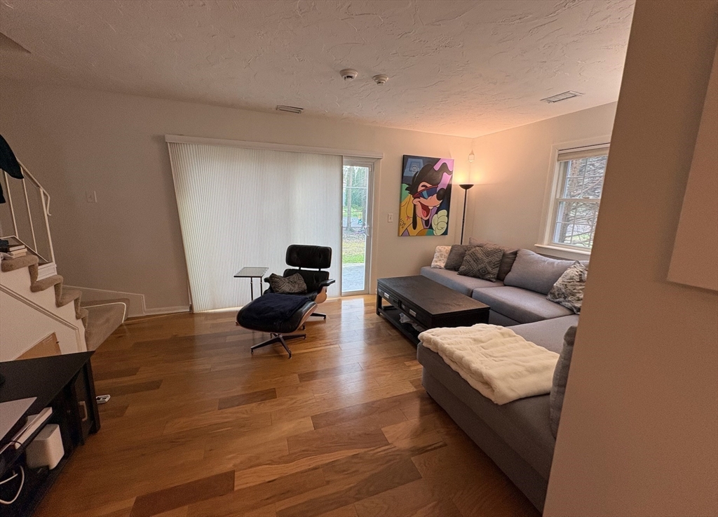 72 Ethyl Way, Stoughton