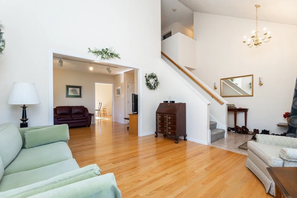 37 Augusta Way, Chelmsford