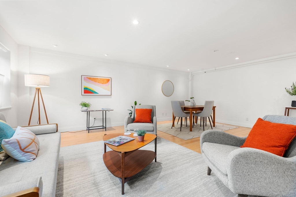 1600 Beacon St, Corey Hill