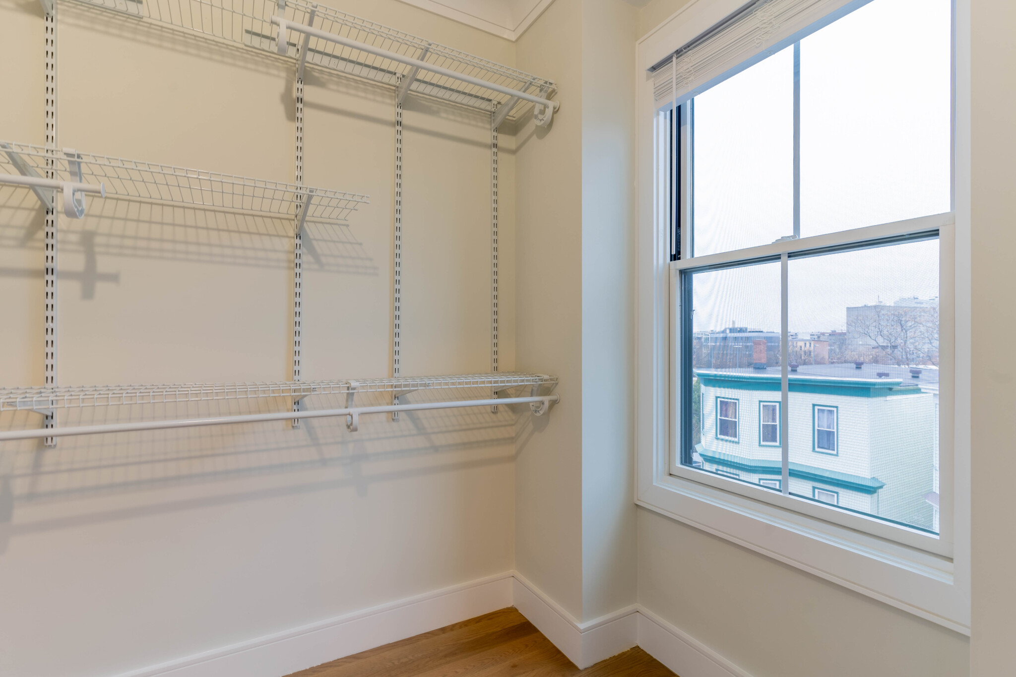 303 Maverick St, East Boston