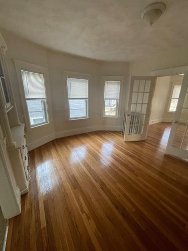 10 Pinkham Rd, Tufts University