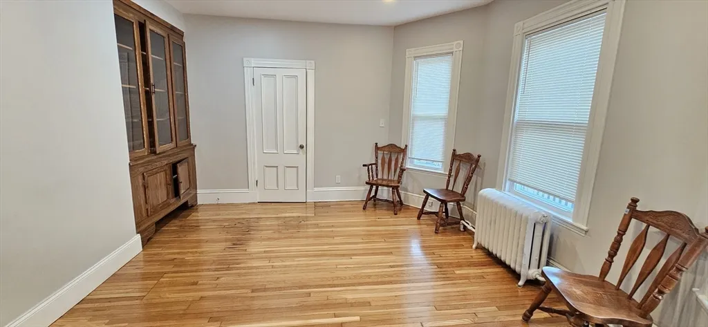 28 Oakley St, Dorchester