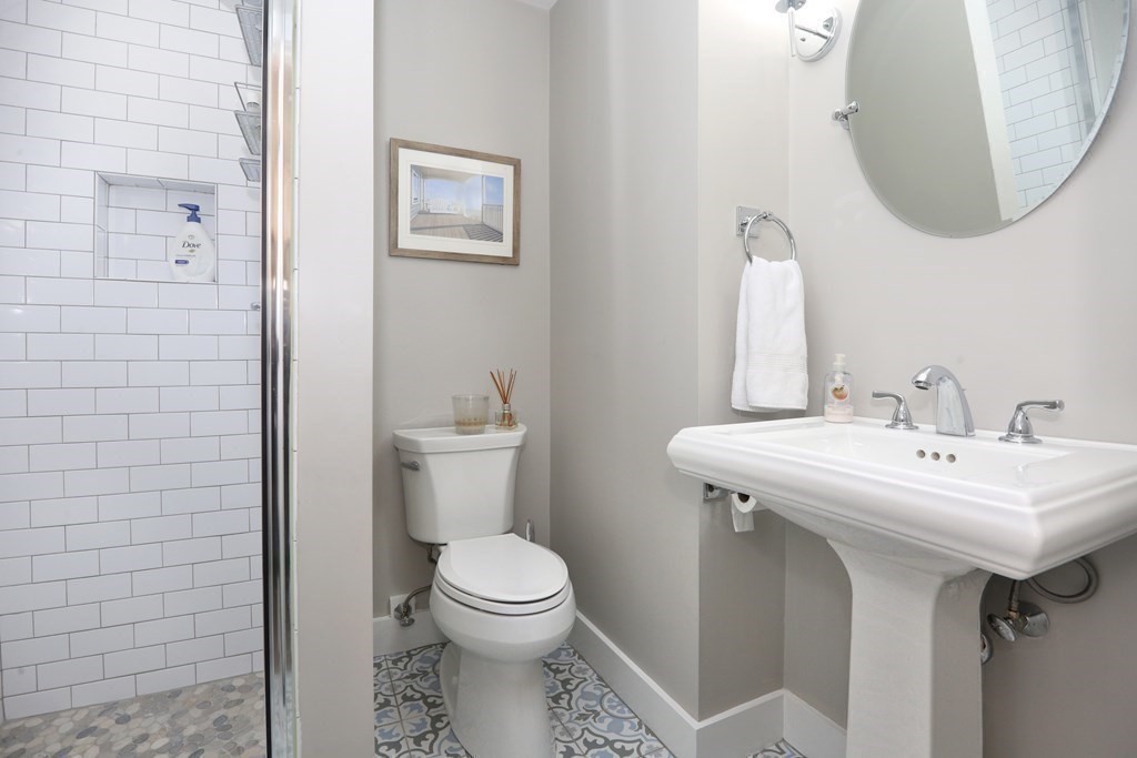 15 Sleeper, Seaport District