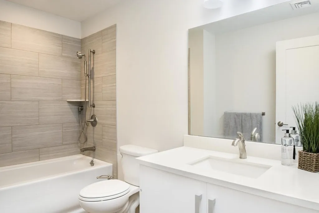 225 Dorchester St, South Boston