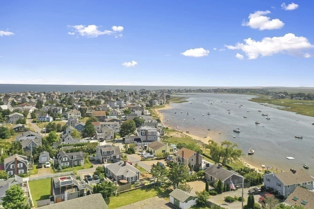 11 78th, Plum Island