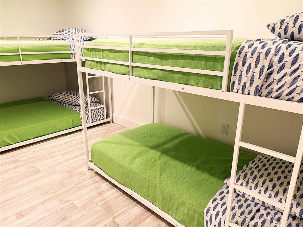 7 Packet Dr, Nantucket