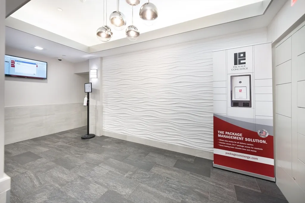 108 Peterborough St, Fenway